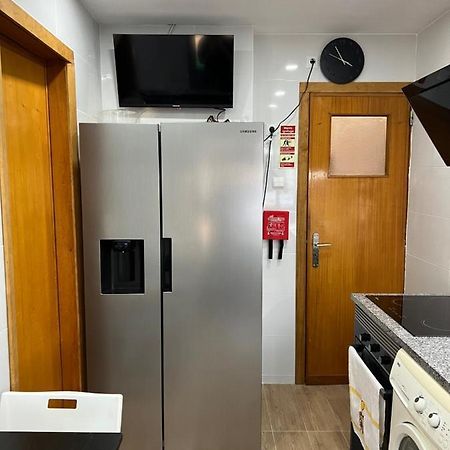 Alvidy Apartment Келуш Екстериор снимка