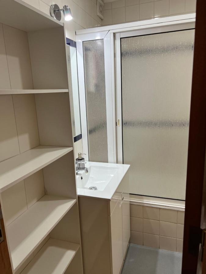 Alvidy Apartment Келуш Екстериор снимка