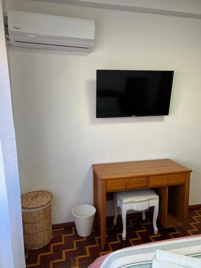 Alvidy Apartment Келуш Екстериор снимка